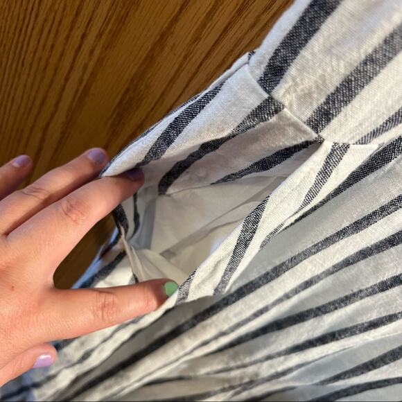 NWT Old Navy Sleeveless Striped Romper Size Small Linen Blend w/ Pockets - Picture 4 of 10